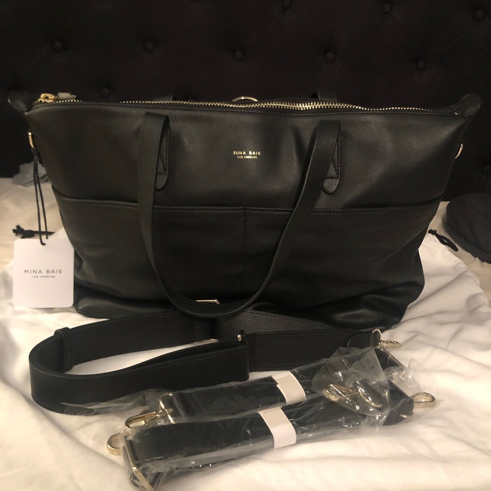 Mina Baie Black Full Size Amelia 1.0 New